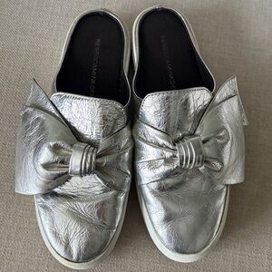 Rebecca Minkoff Size 8 Silver Bow Neva Leather Platform Sneaker Mules